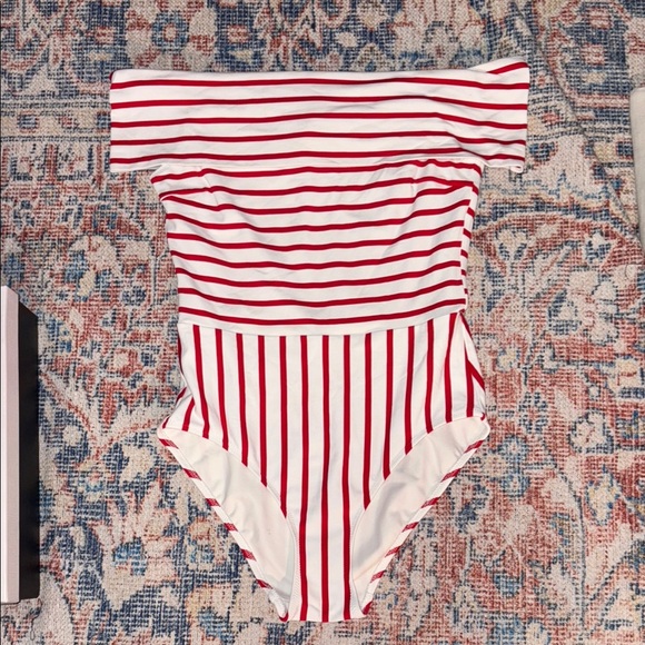 Solid & Striped The Vera Striped Off the Shoulder One Piece Swimsuit SZ M EUC - Picture 4 of 7